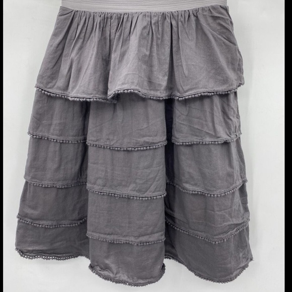 Anthropologie Edme
Esyllte Skirt Womens size 0 tiered gray - Picture 1 of 4